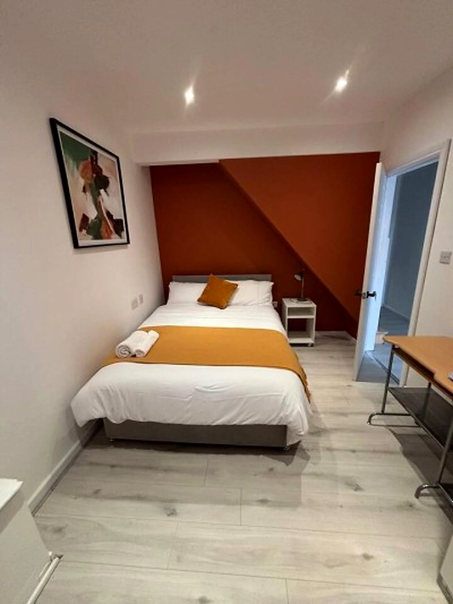 Reading 34 main interior
